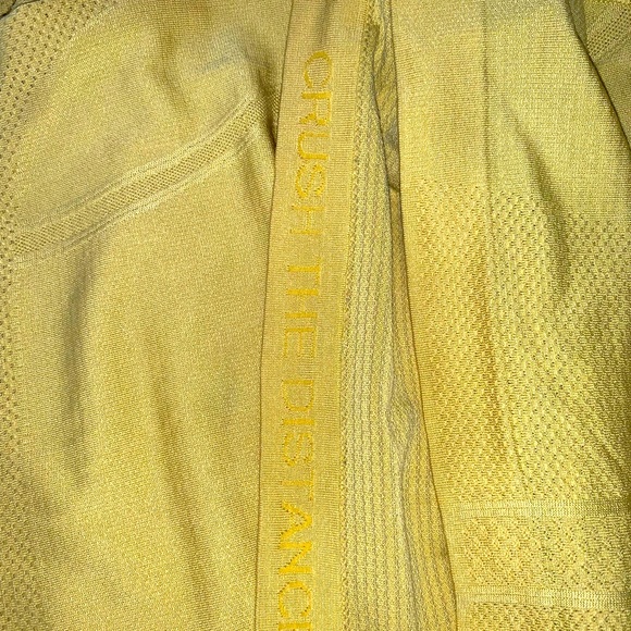 ⚡️Yellow Swiftly Tech 1.0 Long Size 2 Long sleeve Lululemon⚡️ SOLD - Picture 5 of 6